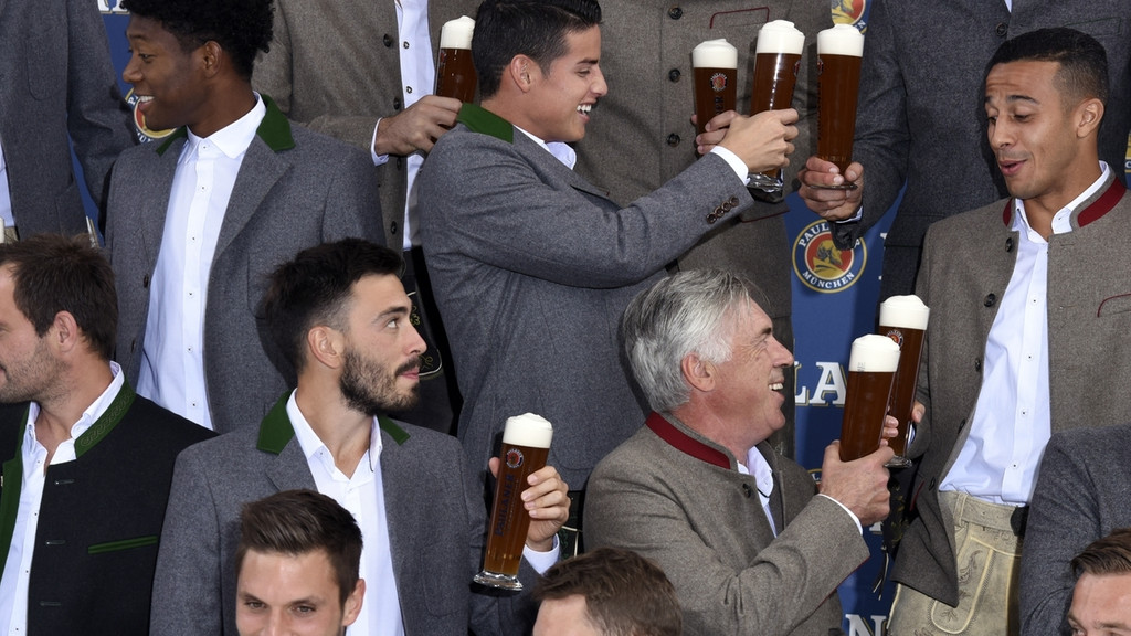 Bayern Star Gedemütigt Die Britische Presse Rechnet Mit Dem Schuss Zum Mond Ab - 60shwqn