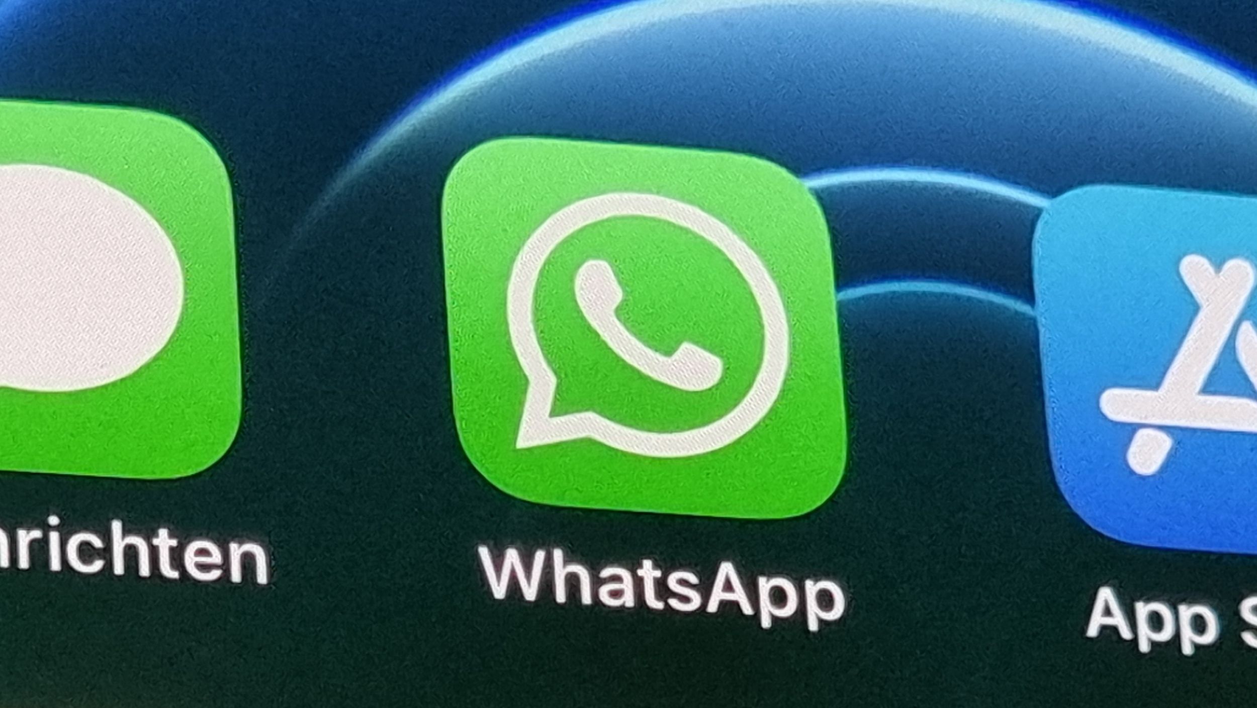 WhatsApp führt EinwegNachrichten ein BR24