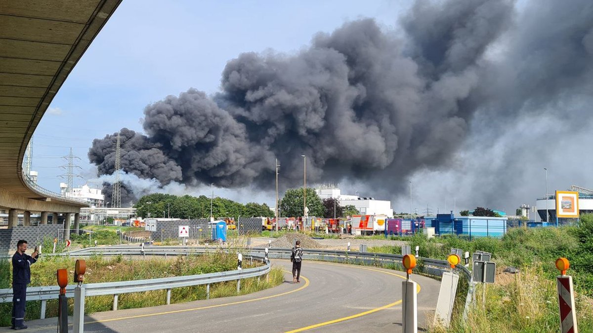 Explosion in Leverkusen: Wie gefährlich war die Rauchwolke?