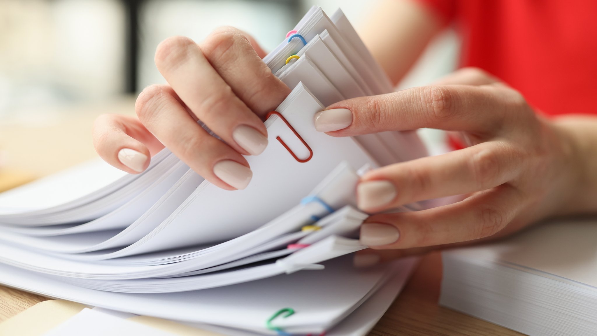 Bürokratie belastet Betriebe – und fordert mehr Arbeitskräfte