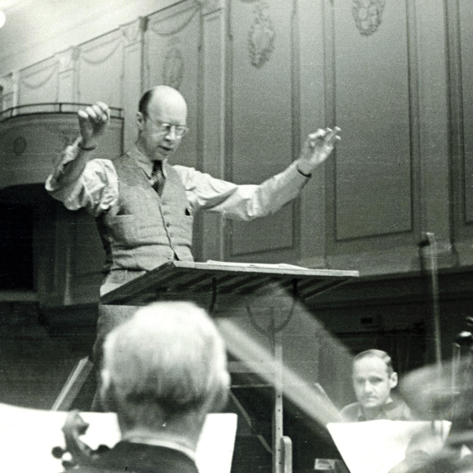 LAND UND LEUTE: "Wo die Glocken meine Füße lockten ..." - Der Komponist Sergej Prokofjew in Ettal episode artwork