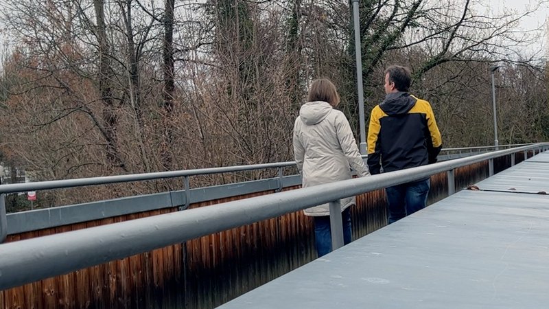 Wollen als Mediziner in Deutschland arbeiten: Maksym Boltonosov und seine Frau Yuliia aus der Ukraine. | Bild: Katrin Küx BR Wollen als Mediziner in Deutschland arbeiten: Maksym Boltonosov und seine Frau Yuliia aus der Ukraine.