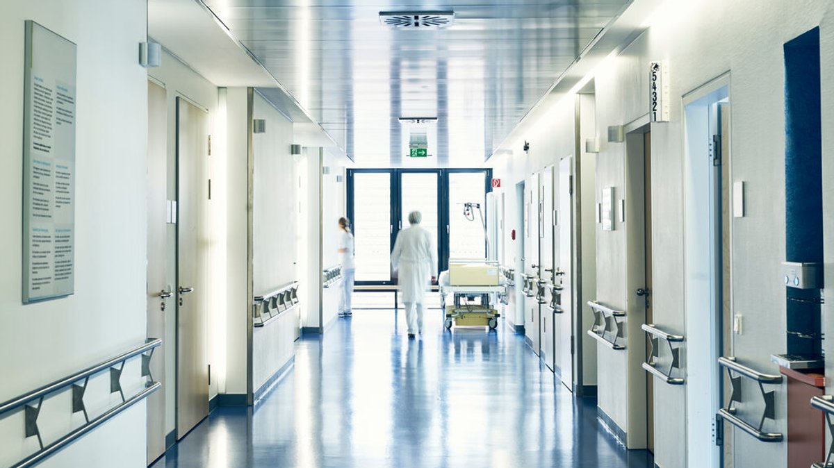 Krankenhausreform vorgestellt: Kliniken noch skeptisch