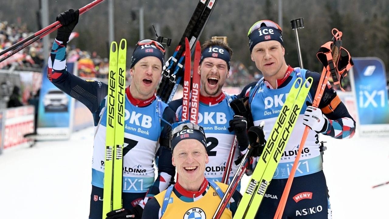 Biathlon Norwegische Festspiele beim Massenstart in Ruhpolding