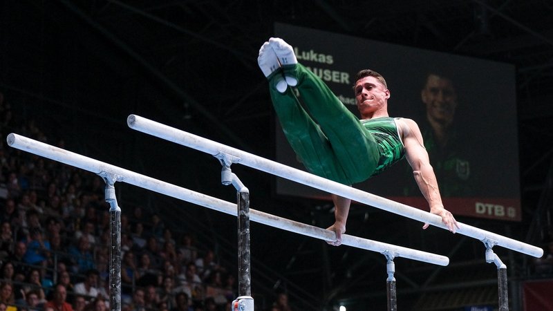 Lukas Dauser am Barren | Bild: picture-alliance/dpa Lukas Dauser am Barren