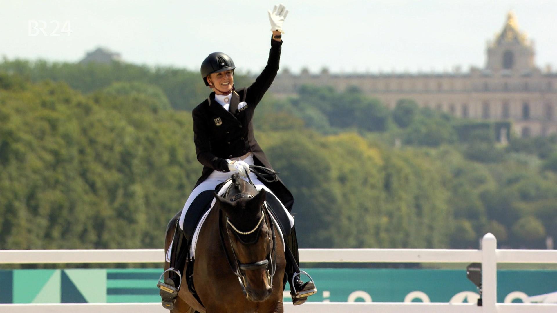 Doppel-Olympiasiegerin im Dressurreiten: Jessica von Bredow-Werndl