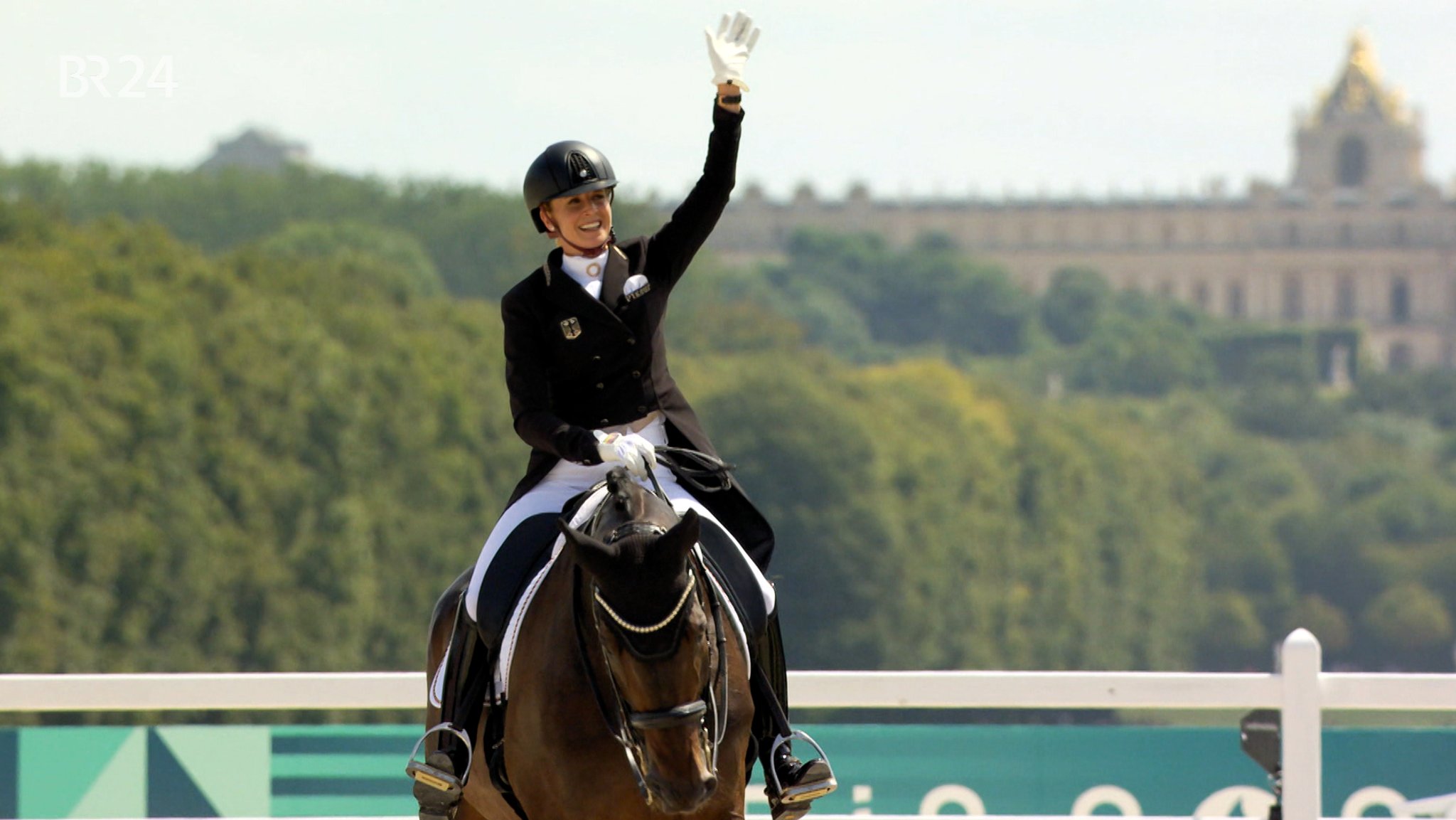 Doppel-Olympiasiegerin im Dressurreiten: Jessica von Bredow-Werndl