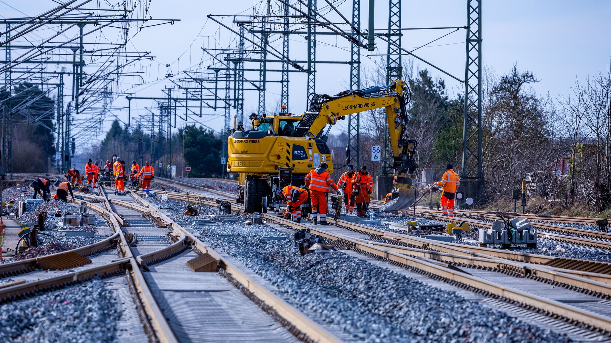 Bahn drosselt Tempo bei Sanierung des Schienennetzes