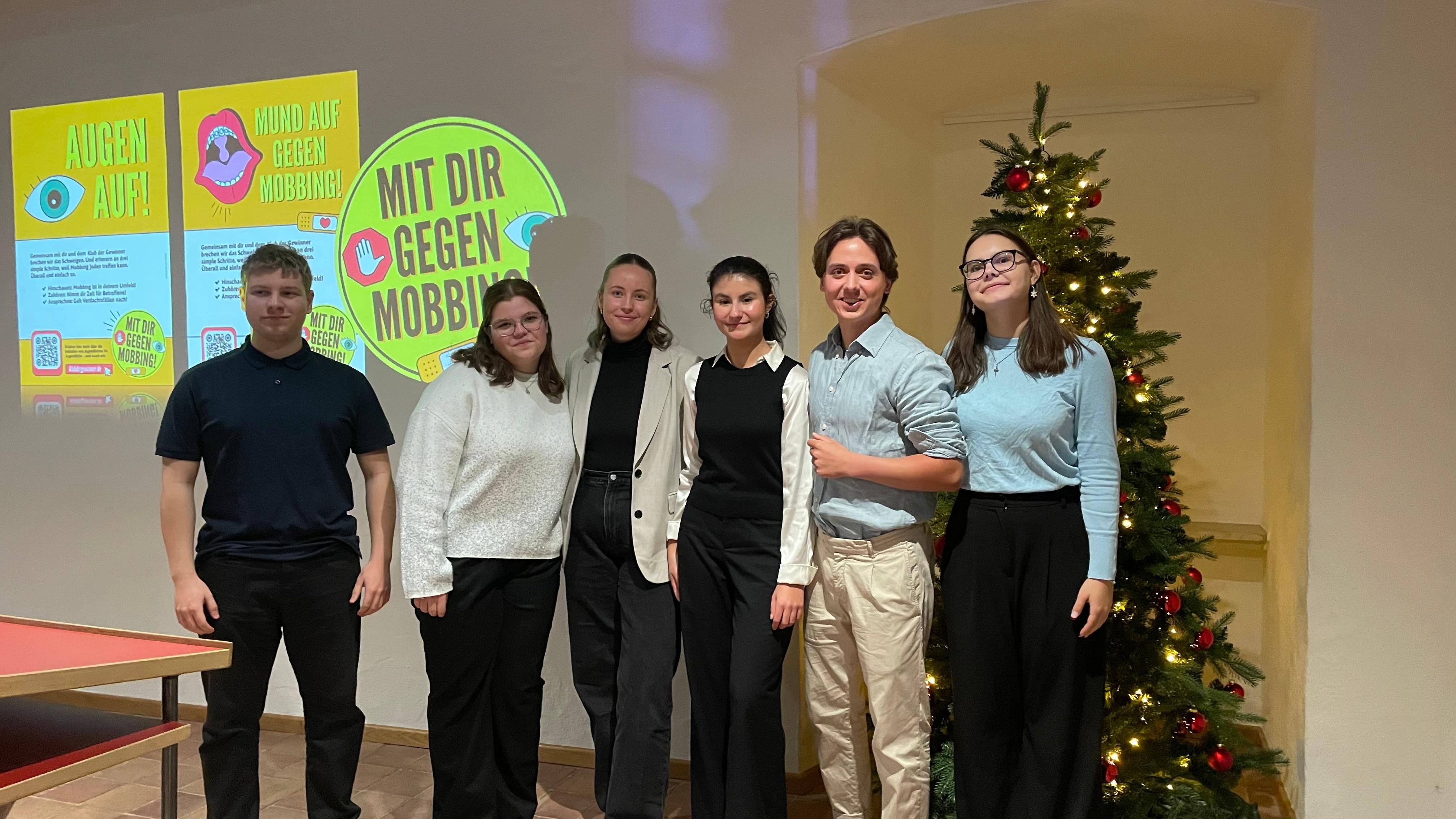 Die Mitglieder vom "Klub der Gewinner" aus Roth