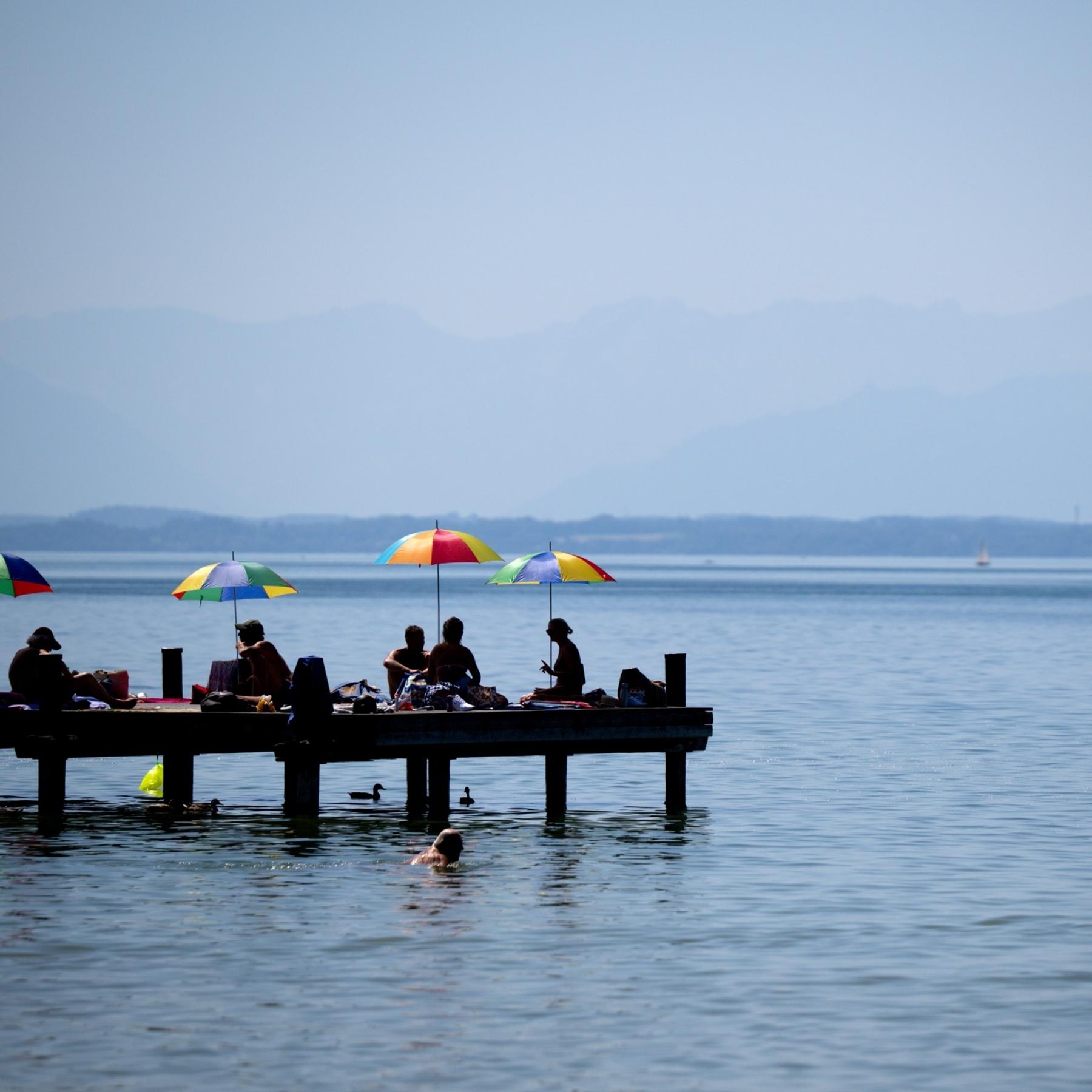 Alarm: Bakterien im Badesee - Wie wirkt die Hitze?