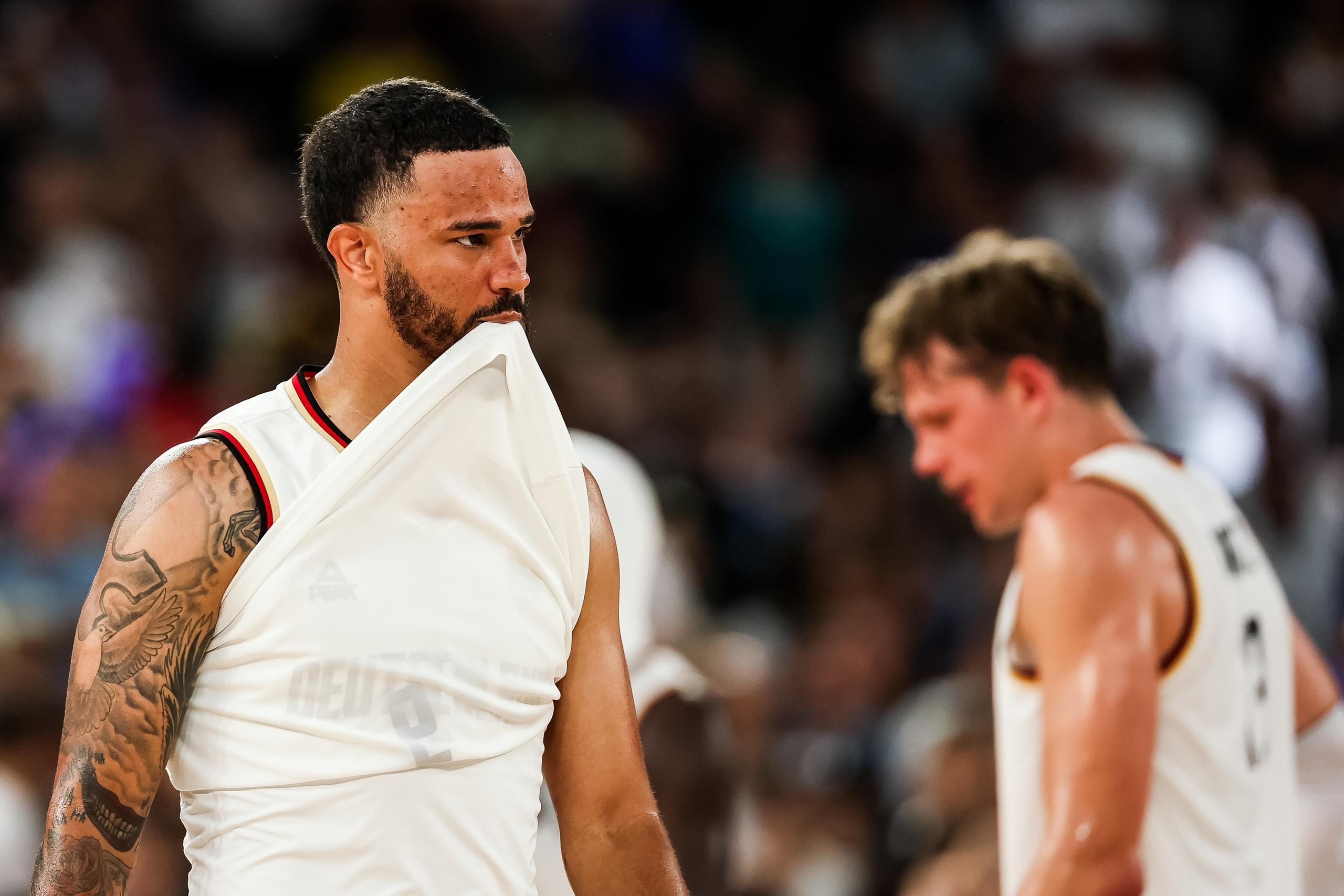 Nick Weiler-Babb enttäuscht nach Niederlage gegen Serbien im Kampf um Olympia-Bronze