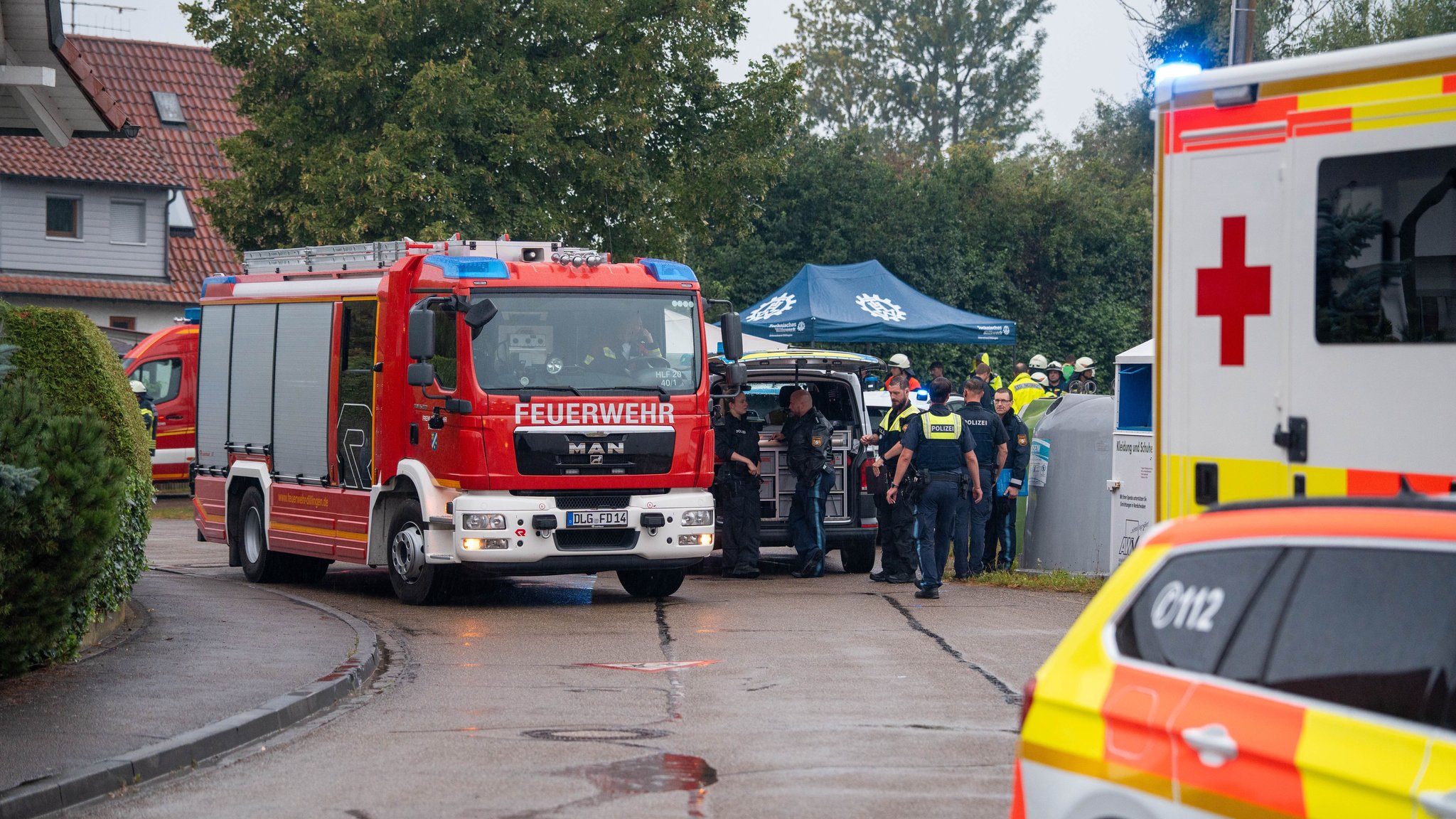 Dillingen: Zug kollidiert mit Lkw und entgleist teilweise