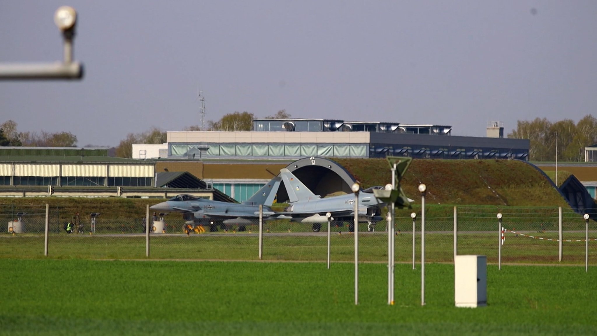 Düsenjets auf dem Militärflugplatz bei Neuburg an der Donau