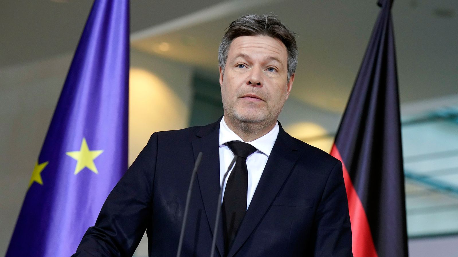 Habeck warnt vor Aufkündigung des HaushaltsKompromisses BR24