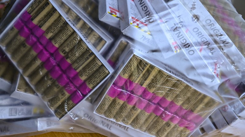 Pyrotechnik (Symbolbild) | Bild: dpa-Bildfunk/Patrick Pleul Pyrotechnik (Symbolbild)