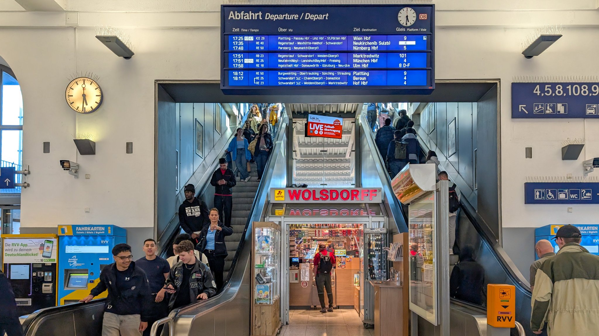 "Super-Recognizer" der Polizei erkennt Gesuchten am Bahnhof