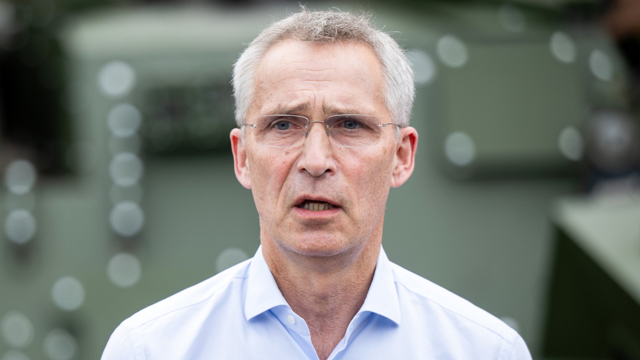 Archivbild: Jens Stoltenberg, Nato-Generalsekretär, bei einem Besuch in Flensburg