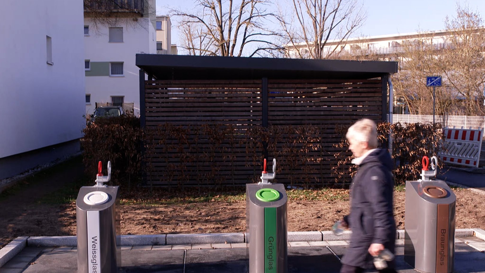 Die neuen unterirdischen Glascontainer in Erlangen.