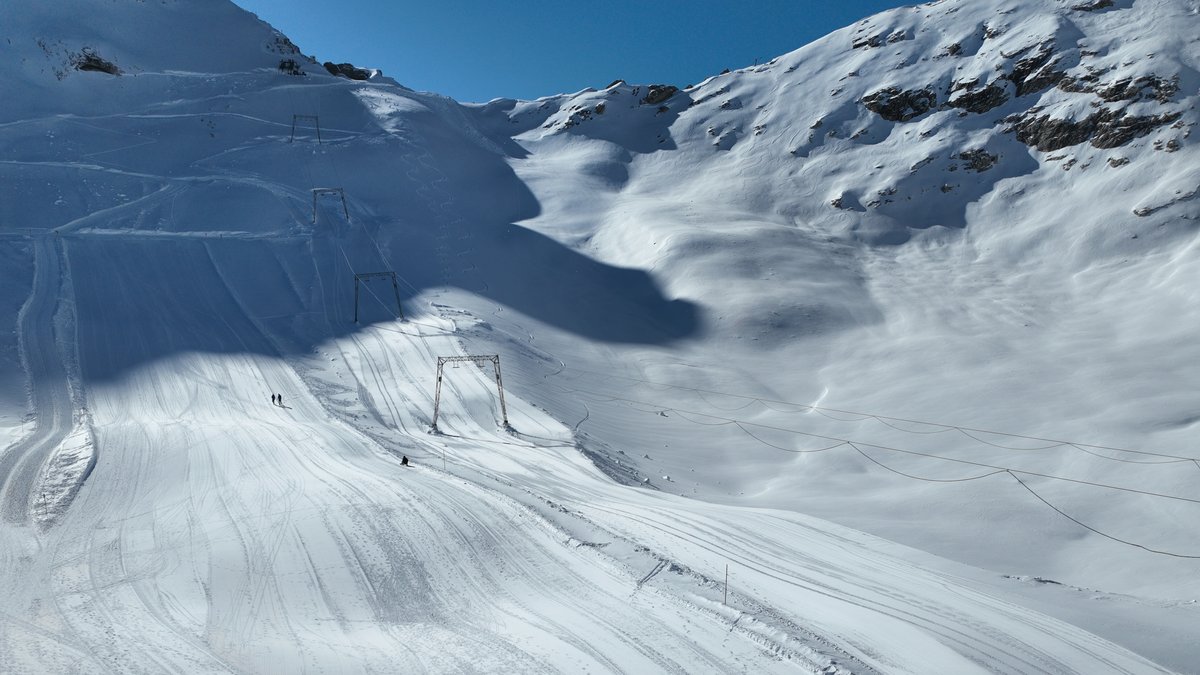 Eine Abfahrt auf dem Gletscher ist in Deutschland jetzt nicht mehr möglich.
