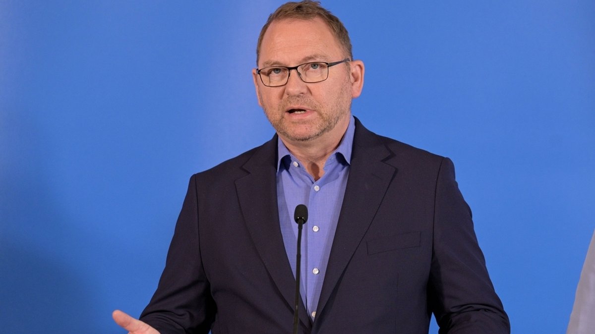 Verdi und DGB warnen vor AfD-Kurs der Familienunternehmer