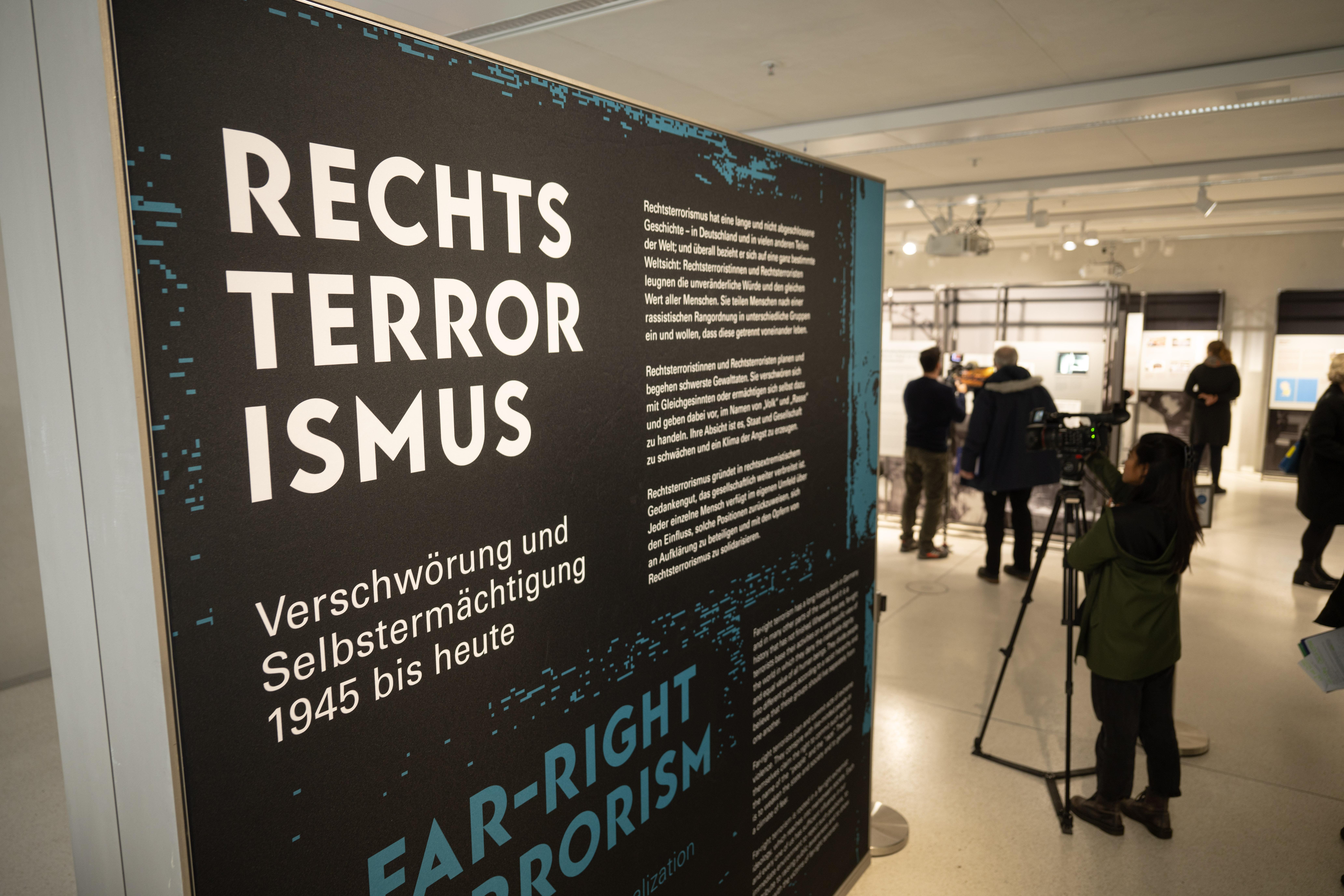 Ausstellung "Rechtsterrorismus Verschwörung und Selbstermächtigung – 1945 bis heute".