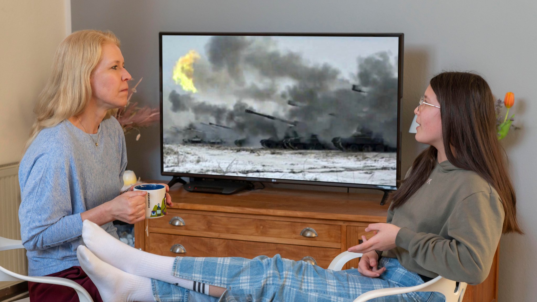 Symbolbild: Mutter und Tochter im Gespräch