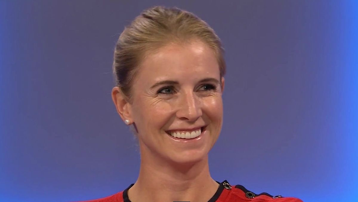 pix Jessica Von Bredow Werndl Instagram jessica von bredow werndl ist die neue deutsche meisterin der dressurreiter obwohl sie in das thema pferde eher reingestolpert ist fand sie mit ihrer liebe zu den tieren das gluck der erde