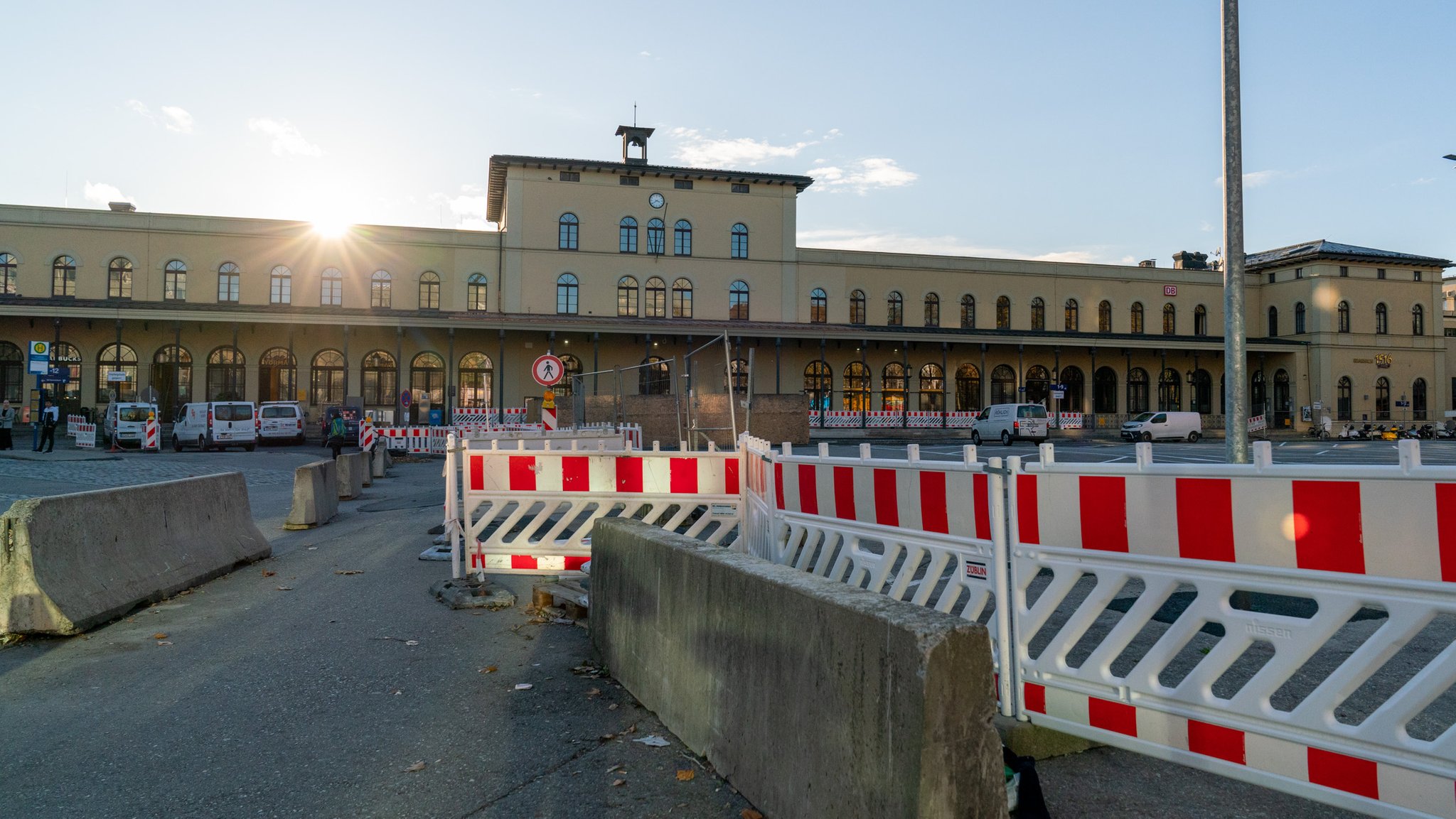 Der Augsburger Hauptbahnhof, noch eine Baustelle