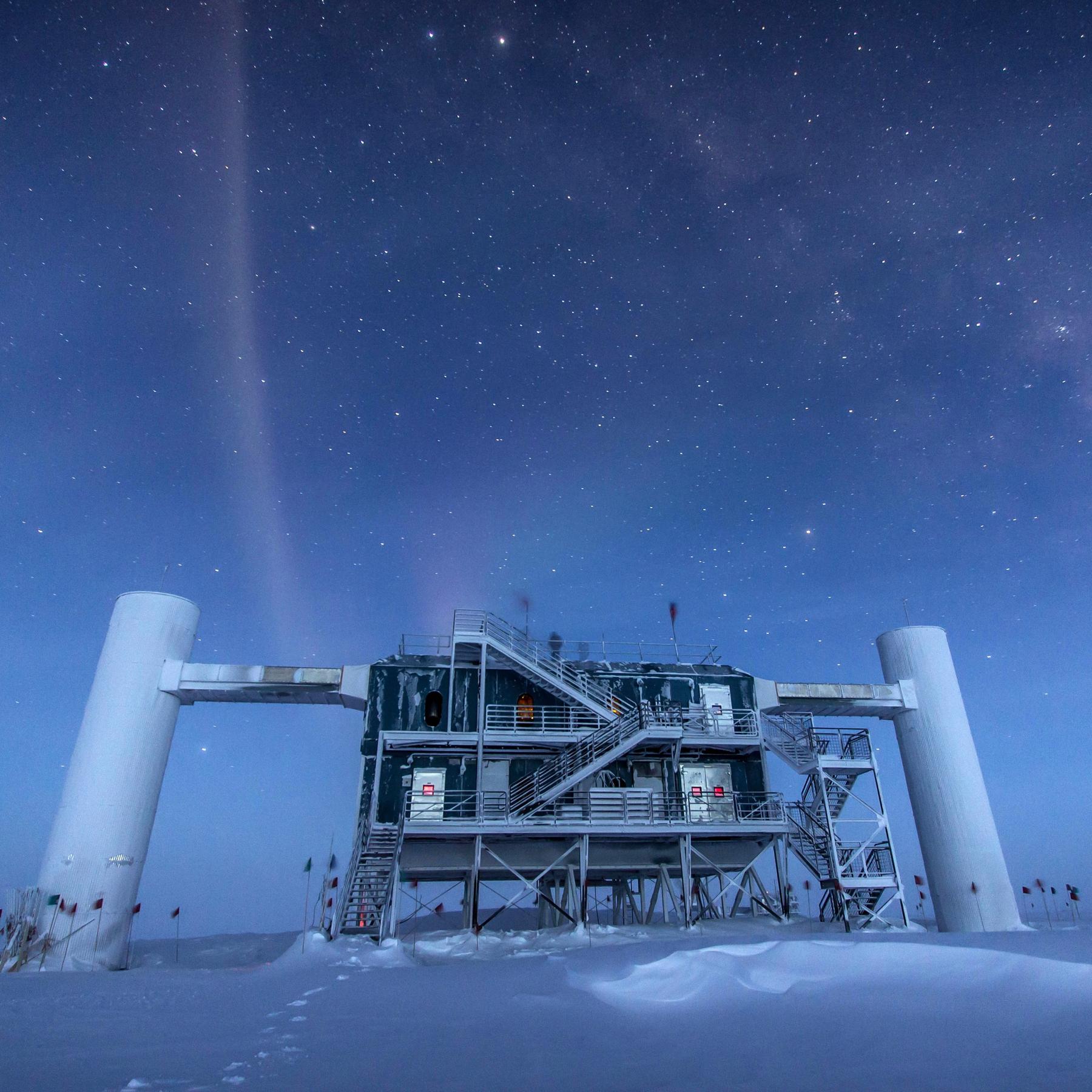 Neutrino-Detektor IceCube - Die Ursprünge der kosmischen Strahlung