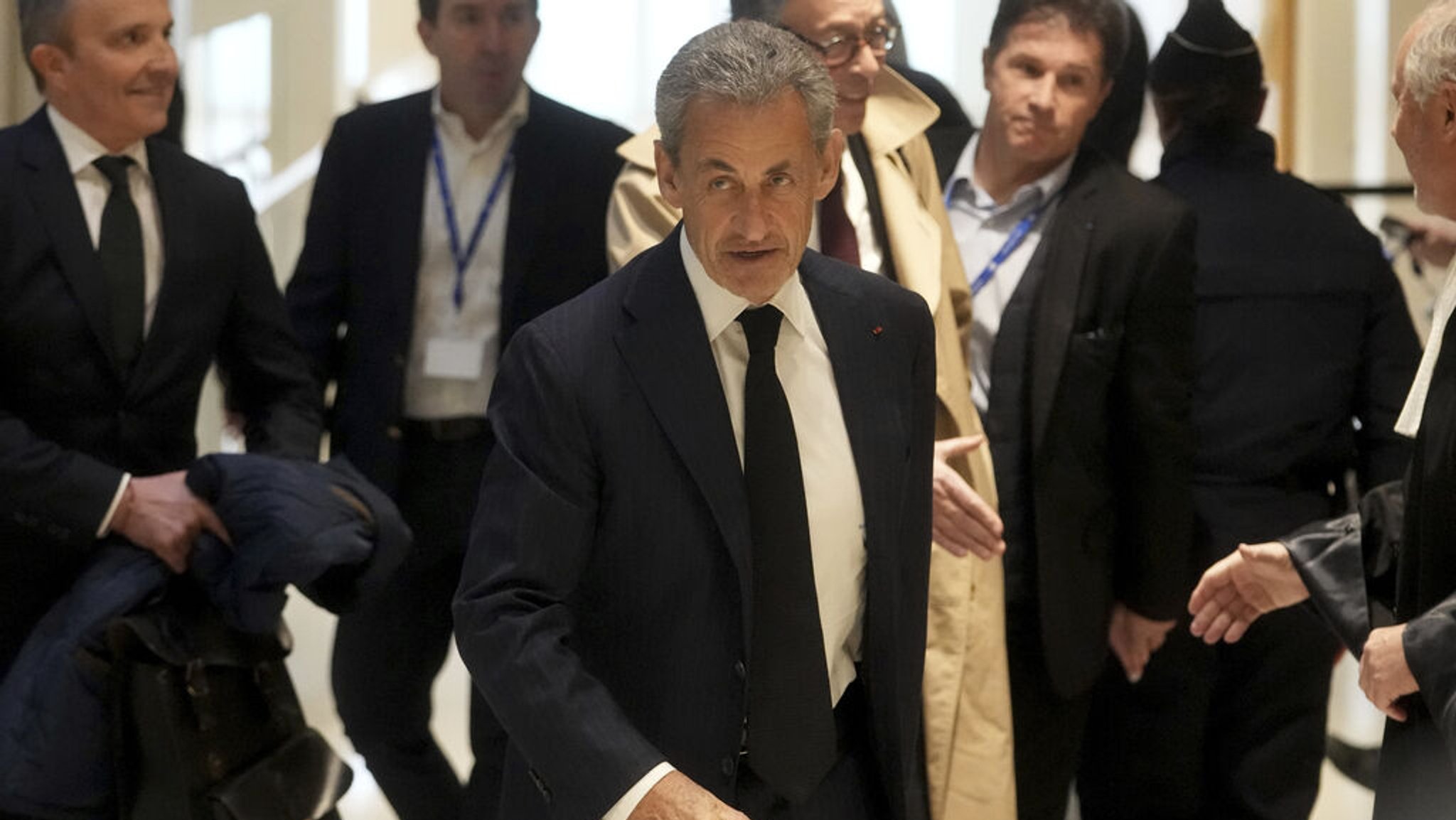 Frankreichs Ex-Präsident Sarkozy zu fünf Jahren Haft verurteilt