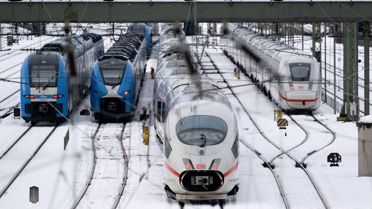 Schneechaos sorgt weiter für Bahnprobleme  in Ostbayern
