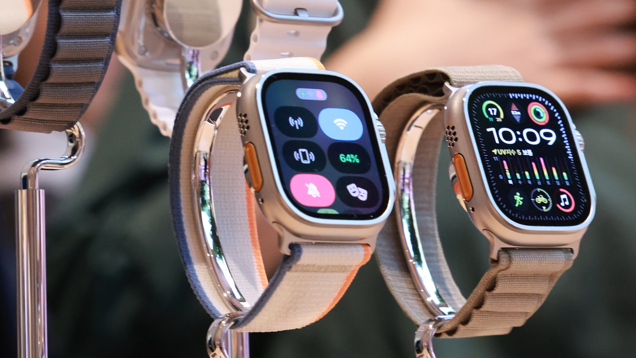 Neue Apple Watches durfen wieder in den USA verkauft werden BR24