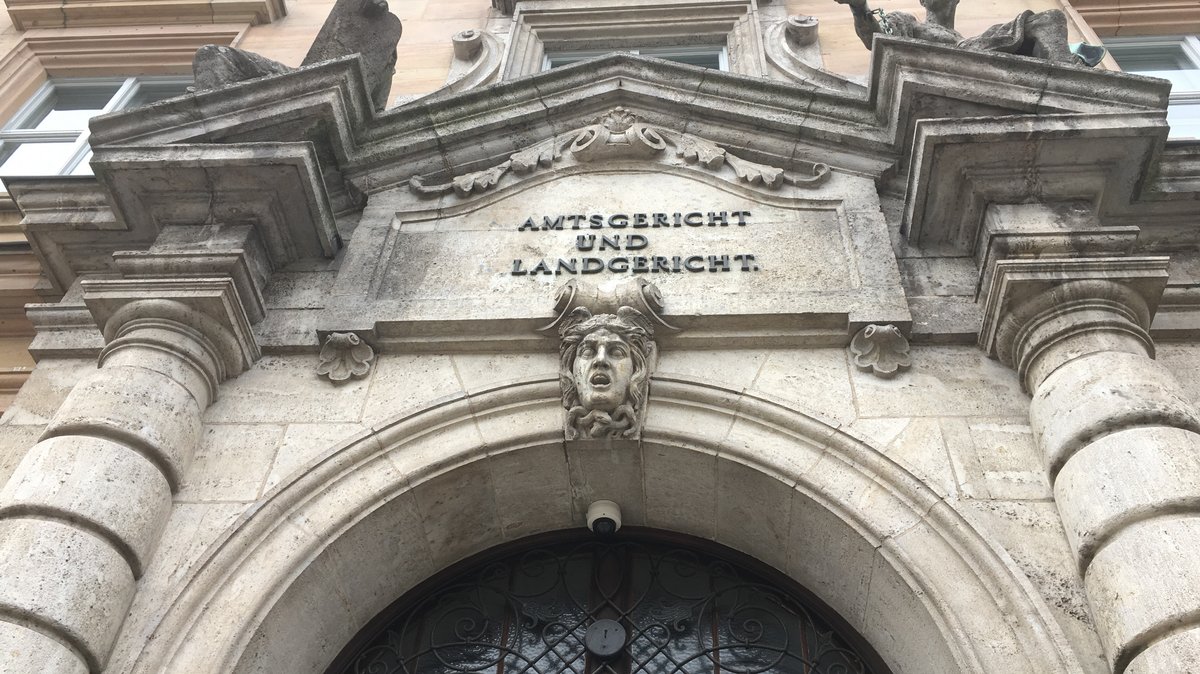 Das Landgericht Regensburg von außen.