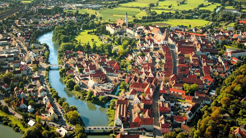 Die Stadt Donauwörth aus der Luft. | Bild: Stadt Donauwörth /Bauer Die Stadt Donauwörth aus der Luft.