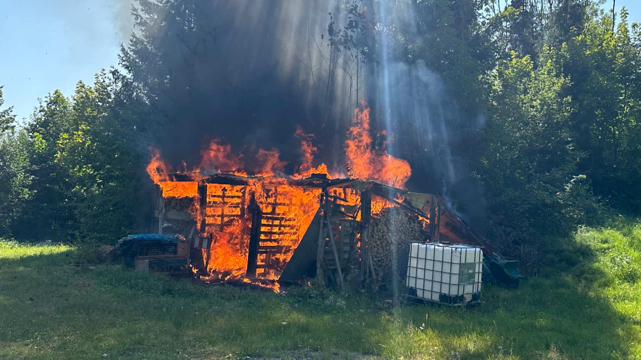 Brandserie in Blaichach: Polizei rät von Patrouillen ab