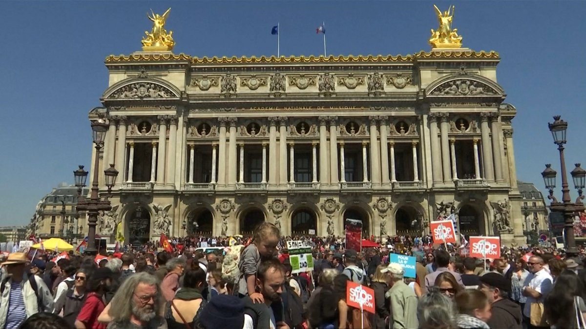 Protest gegen Macron in Paris