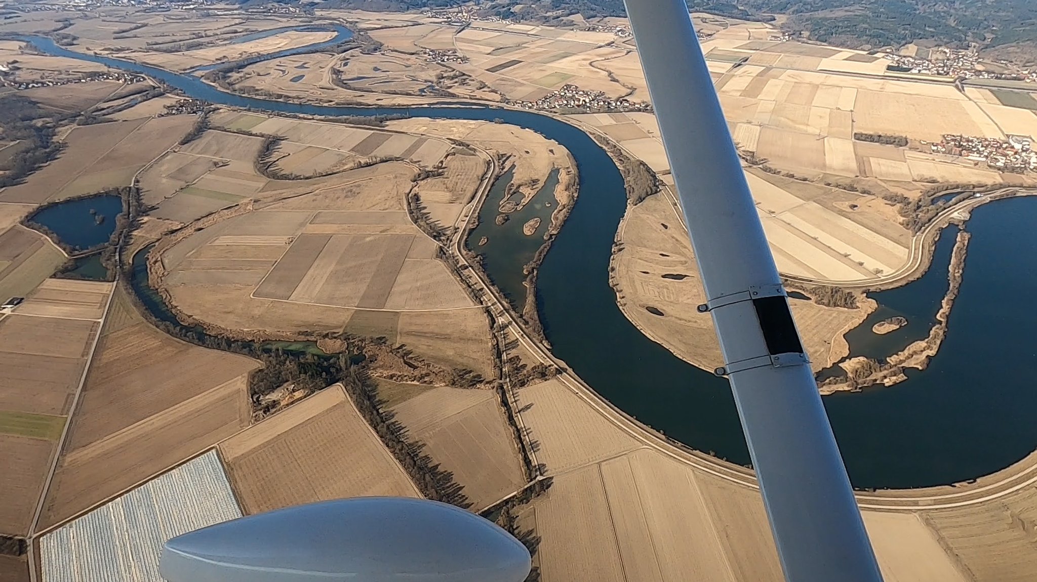 Im Beobachtungsflugzeug über Niederbayern.