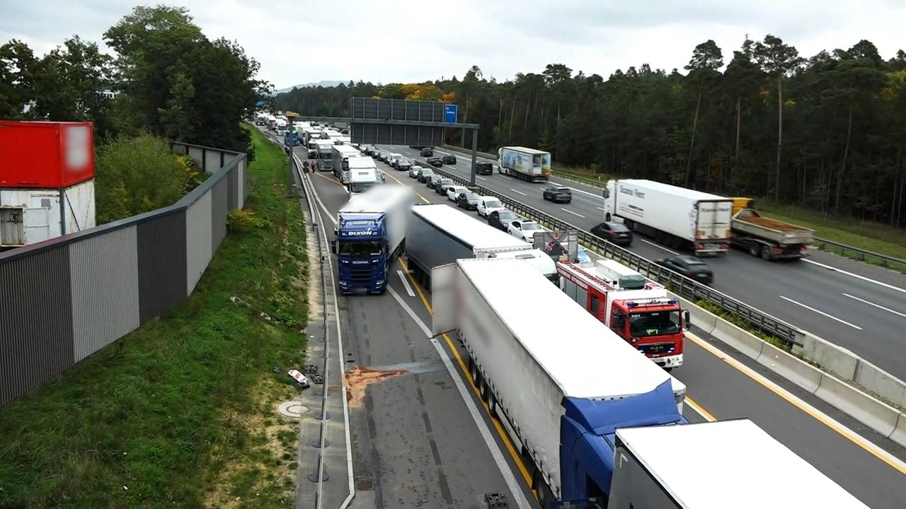 Nach Unfall: Mehrere Lkw Blockierten A3 Bei Kreuz Nürnberg | BR24