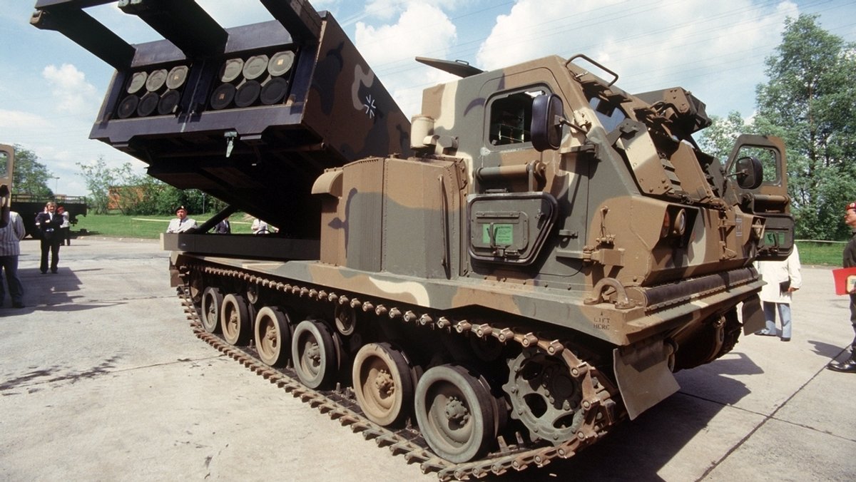 Deutschland will doch nur drei Mehrfachraketenwerfer aus Beständen der Bundeswehr in die Ukraine liefern. 