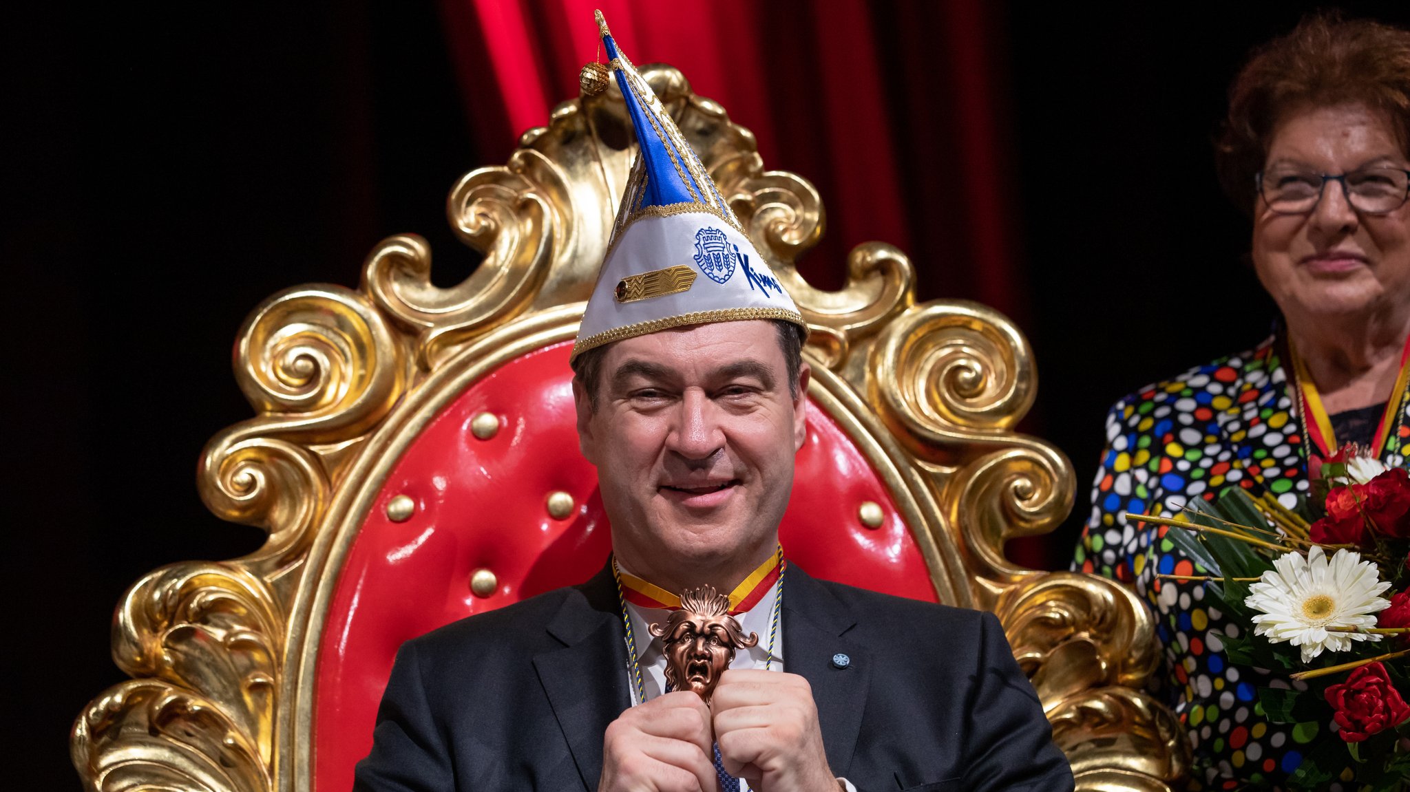 Minister-Präsident Markus Söder bei der Verleihung des Kitzinger Schlappmaul-Ordens im Jahr 2020.