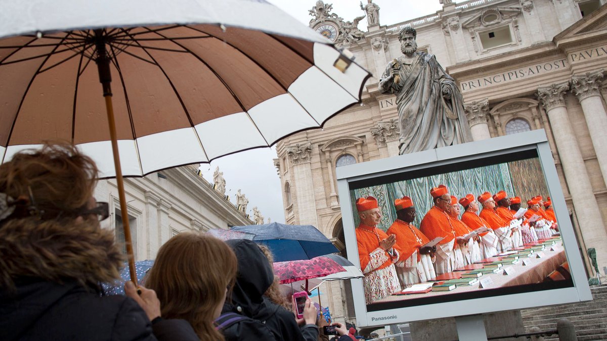 Papstwahl mit Pannen: Die skurrilsten Konklaven der Geschichte