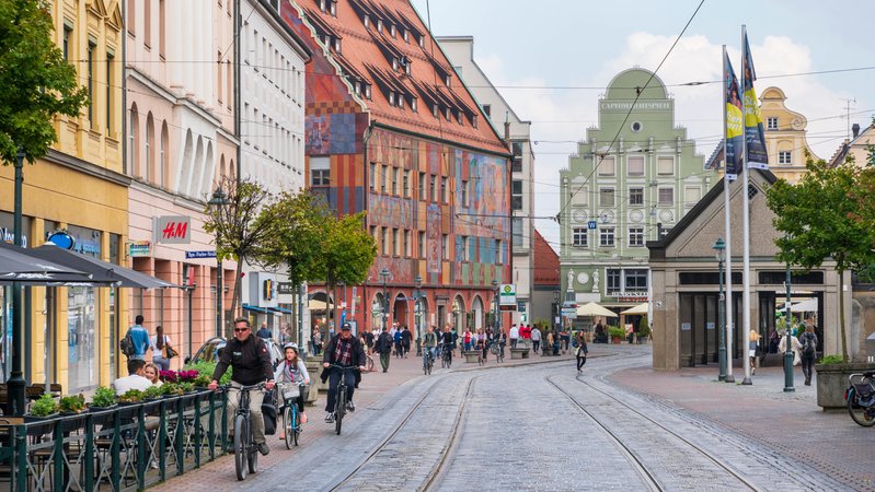 Symbolbild Städte und Kommunen – Hier: Innenstadt Augsburg | Bild: picture alliance / SZ Photo | Wolfgang Filser Symbolbild Städte und Kommunen – Hier: Innenstadt Augsburg