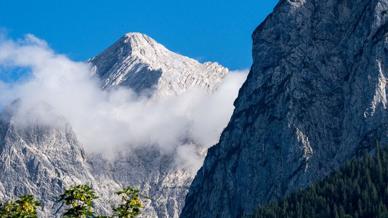 Ein Student aus Kanada ist bei einer Bergtour im Höllental unterhalb der Zugspitze tödlich verunglückt. | Bild: BR/Timeline Production/Timeline Production Ein Student aus Kanada ist bei einer Bergtour im Höllental unterhalb der Zugspitze tödlich verunglückt.