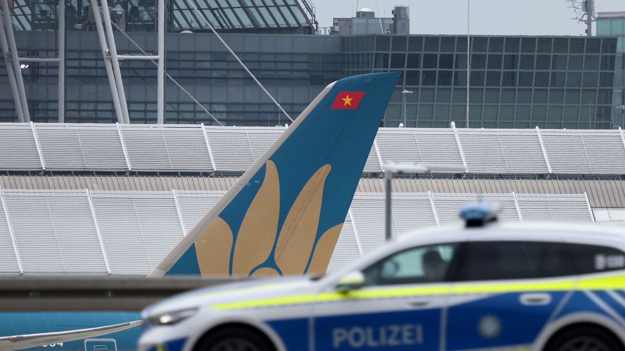 "Haben Schlag gehört": Passagier schildert Dreamliner-Start