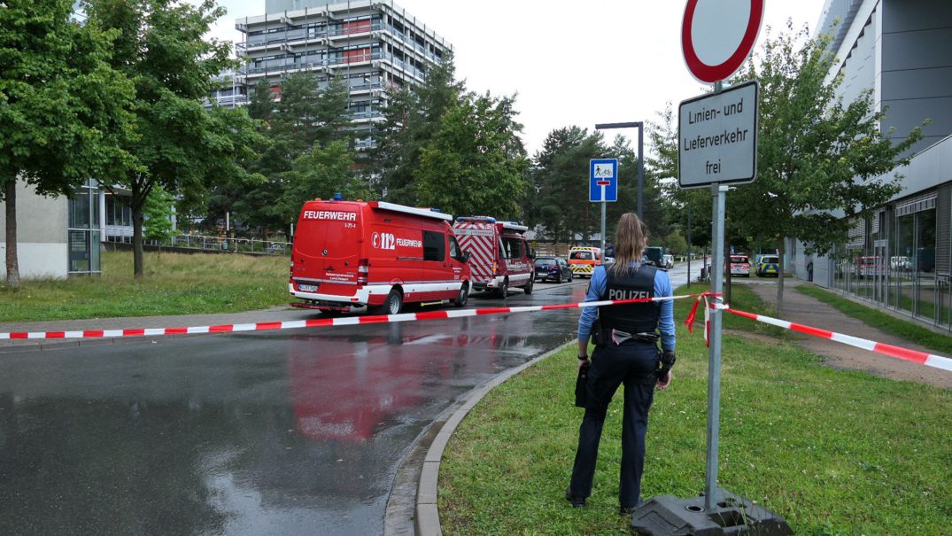 TU Darmstadt: Ermittlungen wegen versuchten Mordes | BR24