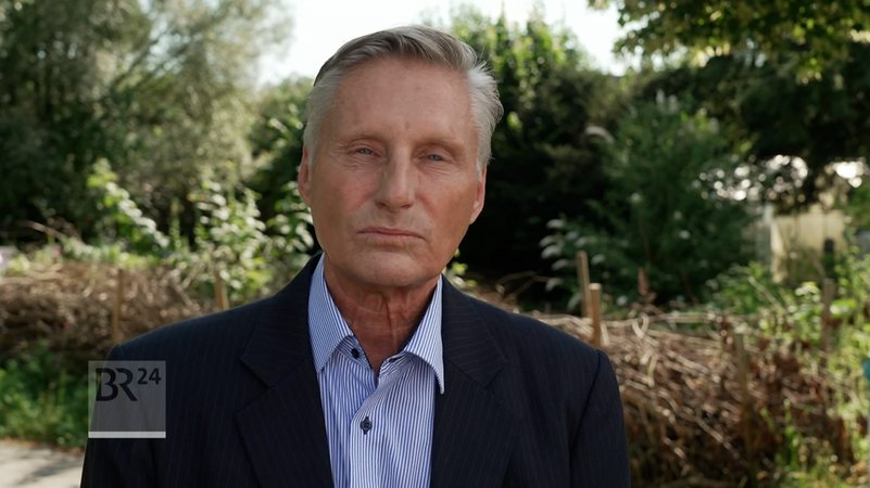 Der Sprecher vom Handelsverband Bayern: Bernd Ohlmann. | Bild: BR Der Sprecher vom Handelsverband Bayern: Bernd Ohlmann.