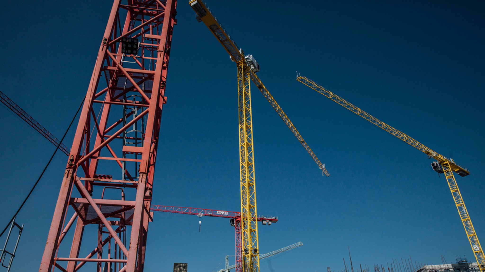 Tödlicher Baustellenunfall: Bauteil erschlägt jungen Arbeiter