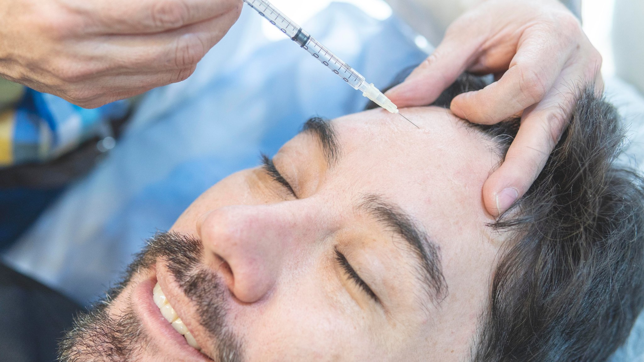 Botox & Co: Müssen Männer schön sein für Erfolg im Job?