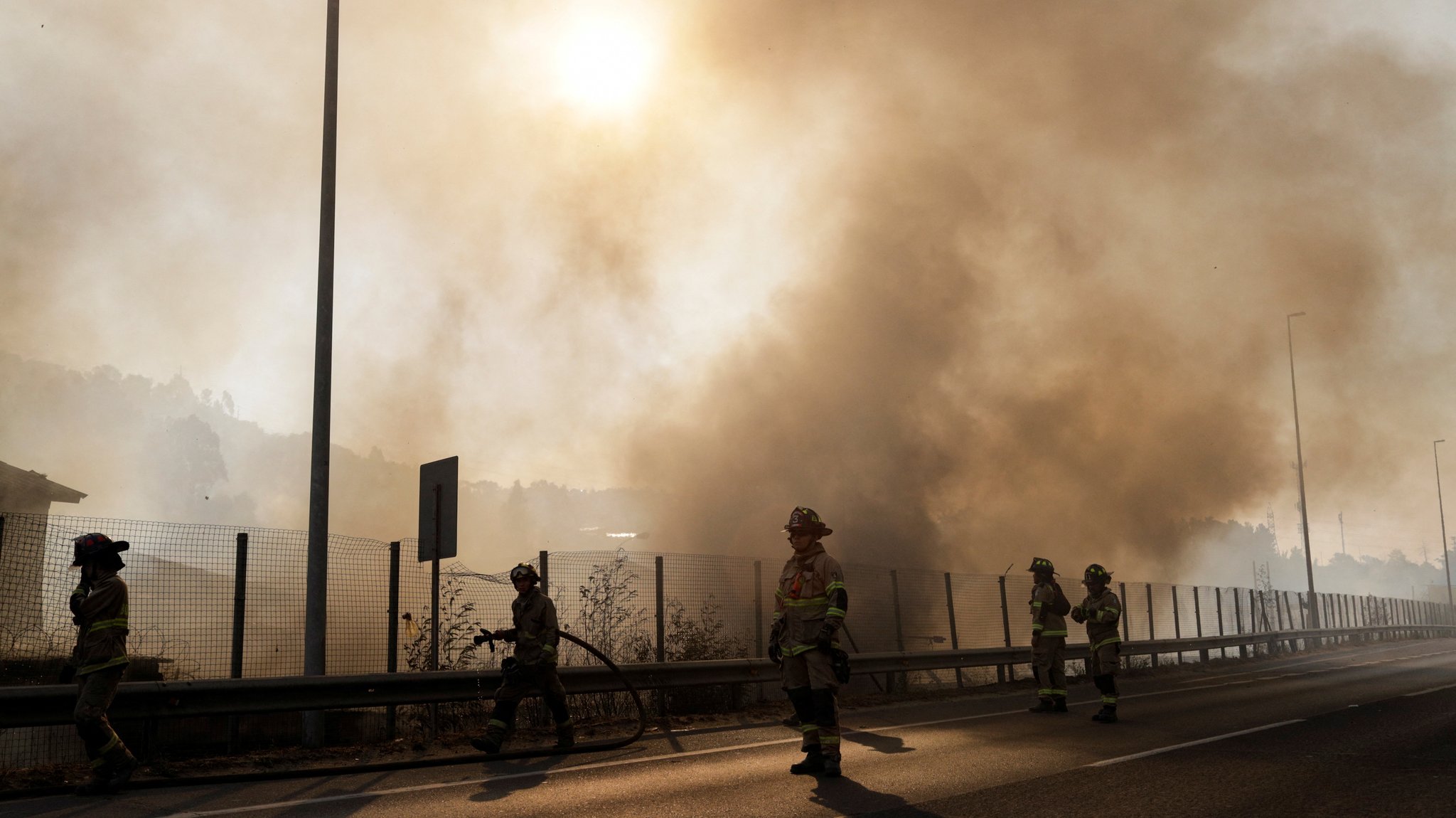 Feuerwehrleute in Viña del Mar