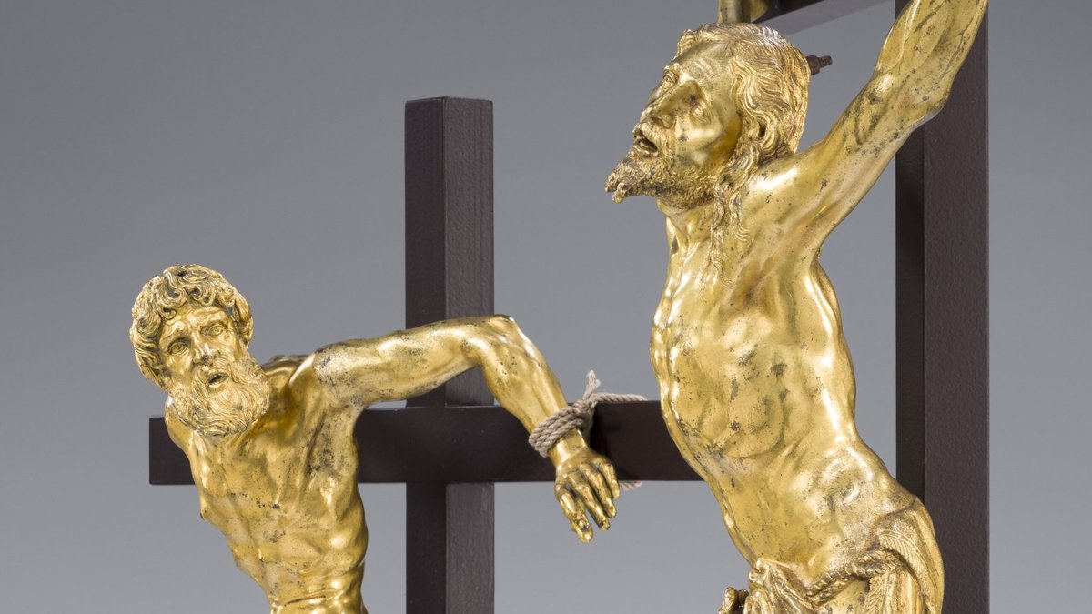 Zwei Figuren der Kreuzigungsgruppe von Georg Petel, Bildhauer aus dem Frühbarock